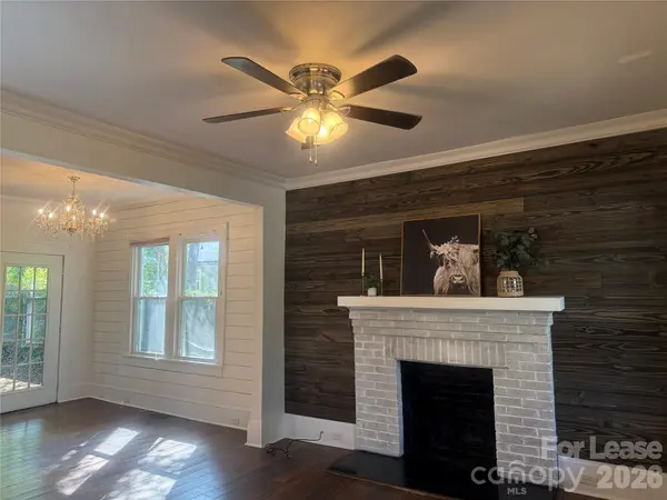 216 E Catawba AVE, Mount Holly, NC 28120