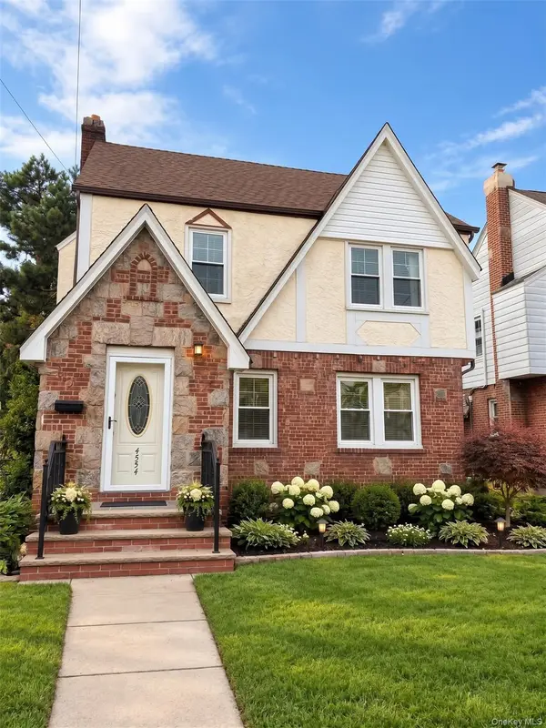 4554 172nd ST, Flushing, NY 11358