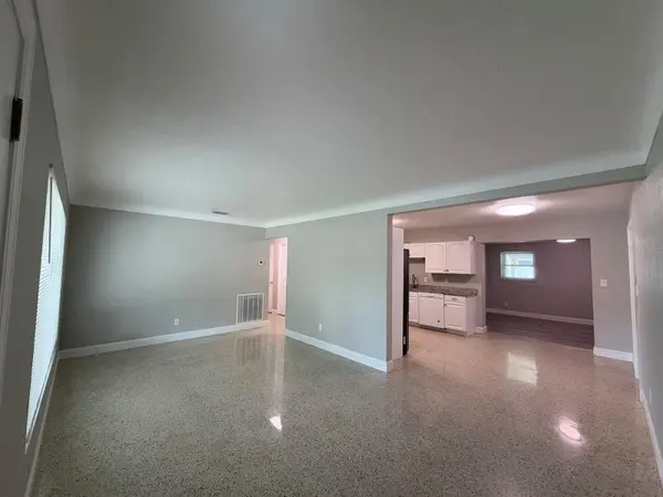 2995 67TH WAY N, St Petersburg, FL 33710