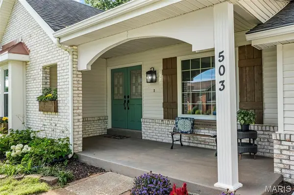 503 Briarwyck DR, Ballwin, MO 63011
