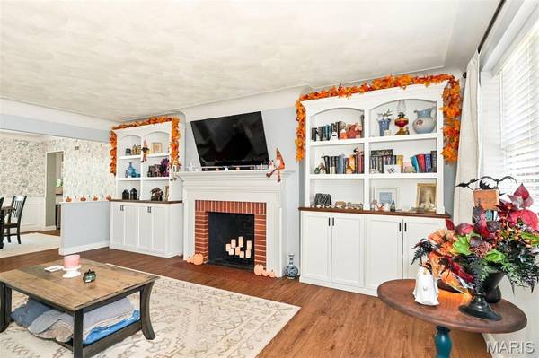 5237 McCausland AVE, St Louis, MO 63109