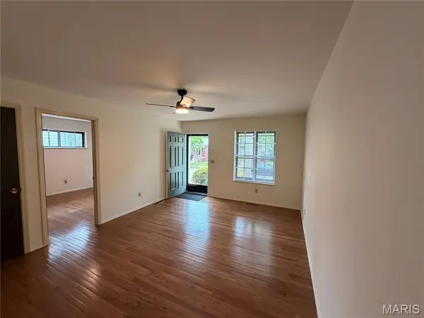 5404 Quincy ST, St Louis, MO 63109