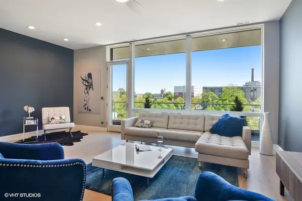 Address not disclosed, Chicago, IL 60622