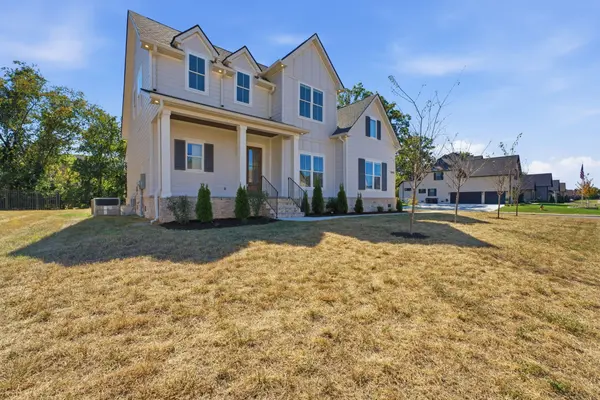 3045 Shady Forest Dr, Murfreesboro, TN 37128