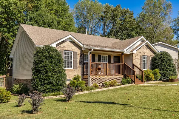 59 Cloudy Ln, Lafayette, TN 37083