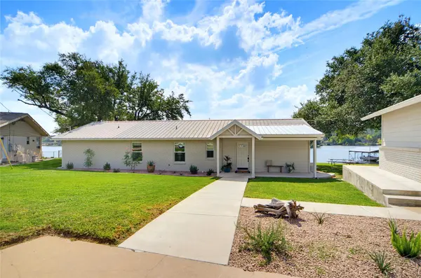 516 Island Lodges DR, Buchanan Dam, TX 78609