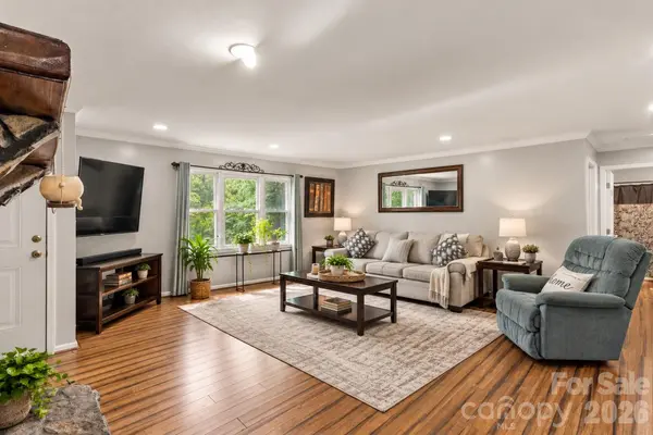 1154 Birchwood DR, Clover, SC 29710