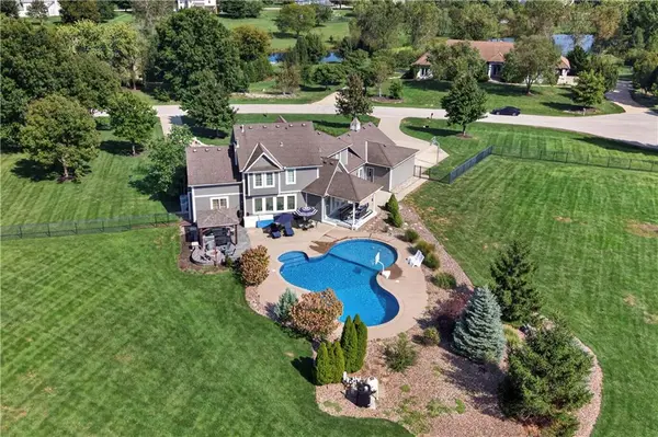 17872 CODY ST, Overland Park, KS 66221