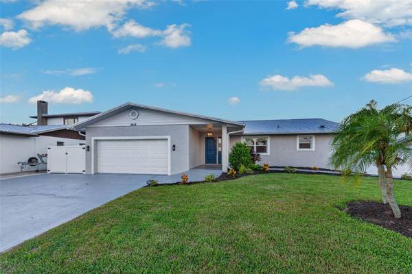 4219 2ND AVE NE, Bradenton, FL 34208