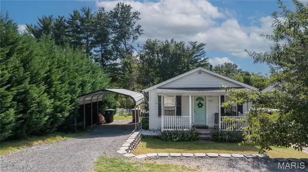1925 New Madrid ST, Cape Girardeau, MO 63701