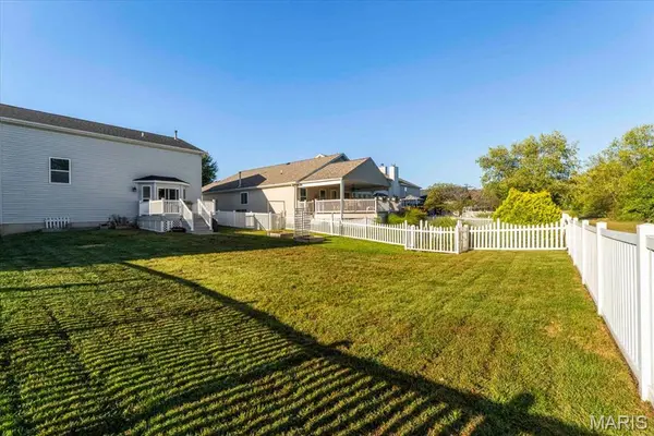 3228 Rivercrossing PL, St Charles, MO 63301