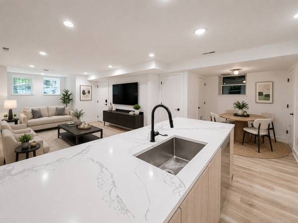2113 N Kenmore AVE #G, Chicago, IL 60614