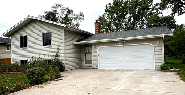 5316 Brookdale DR N, Brooklyn Park, MN 55443