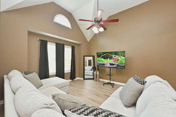 222 Dale Ter, Clarksville, TN 37042
