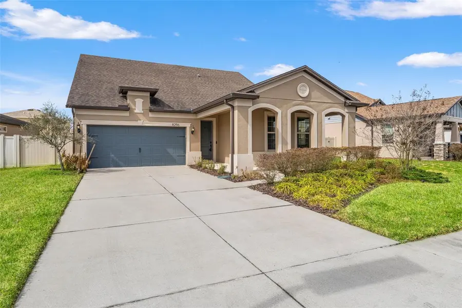 8296 OLIVE BROOK DR, Wesley Chapel, FL 33545