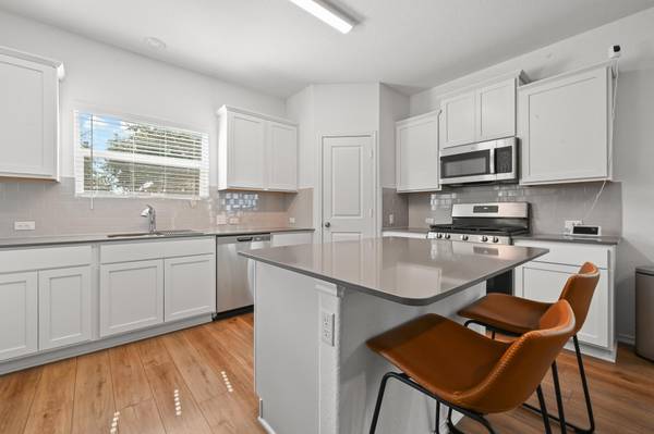 7903 Prairie Rye DR, Lago Vista, TX 78645