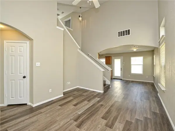 9212 Rowlands Sayle RD, Austin, TX 78744