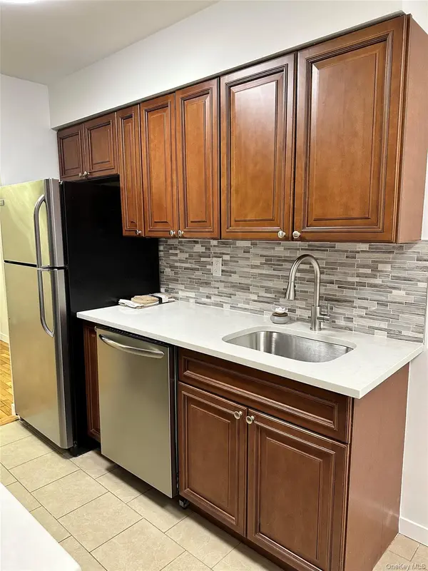 4 Brevoort DR #1B, Pomona, NY 10970