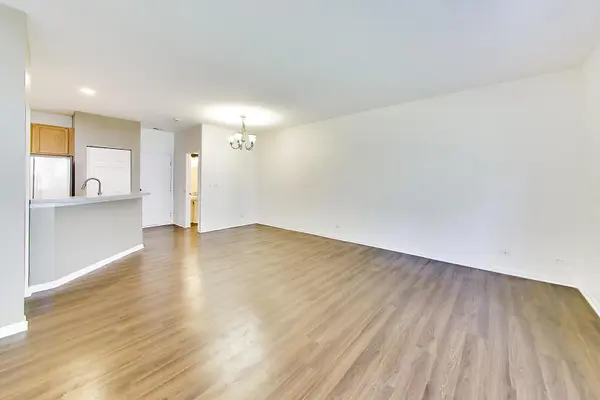 131 Springbrook TRL #131, Oswego, IL 60543