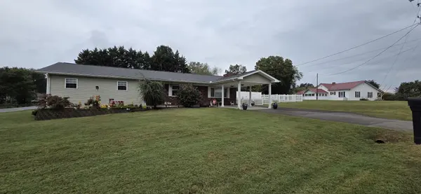 508 S Asbury Dr, Pigeon Forge, TN 37863