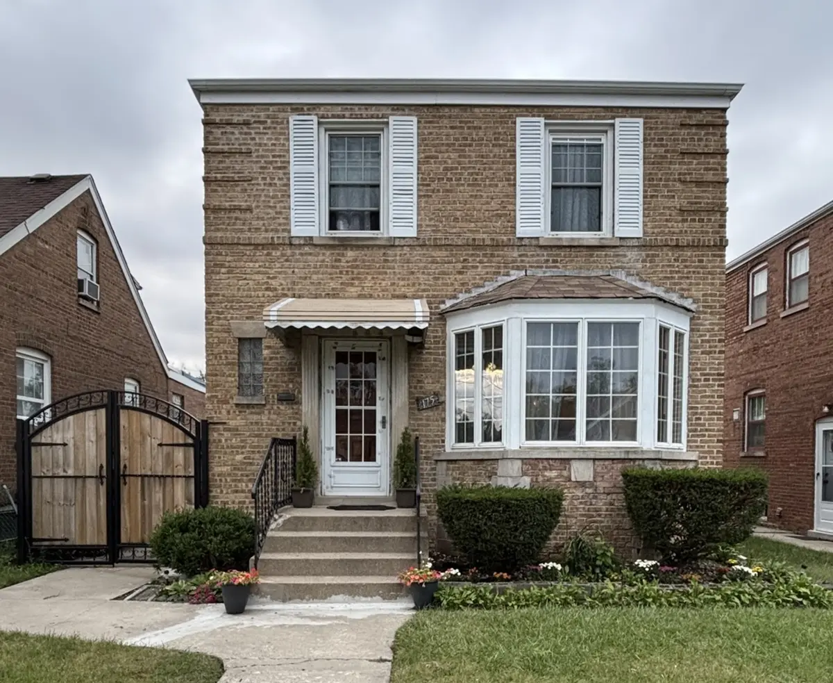 175 Martin LN, Chicago Heights, IL 60411