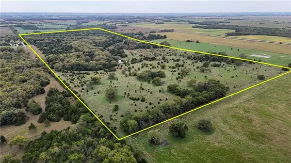 22102 75 HWY, Lyndon, KS 66451