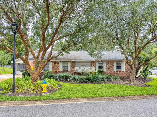 2490 S GLEN EAGLES DR, Deland, FL 32724
