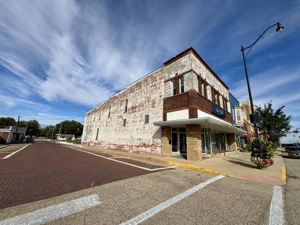 902 N Main ST, Princeton, IL 61356