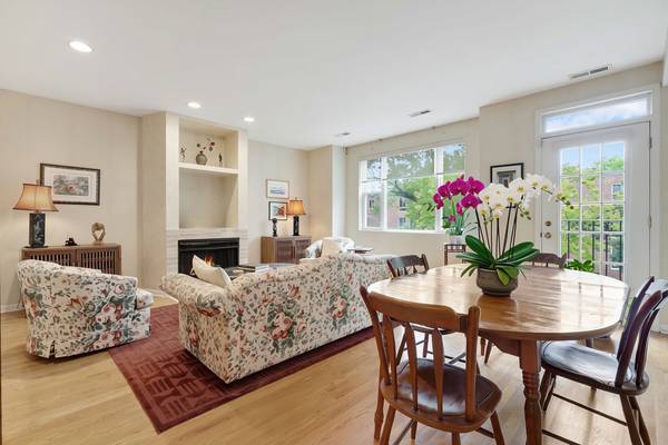4710 S Ellis AVE #3N, Chicago, IL 60615