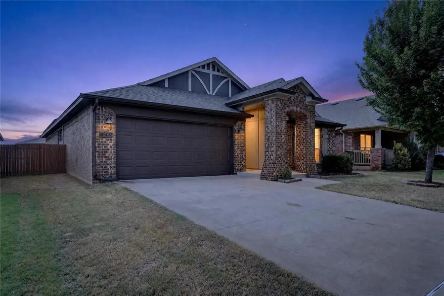 10408 NW 35th ST, Yukon, OK 73099