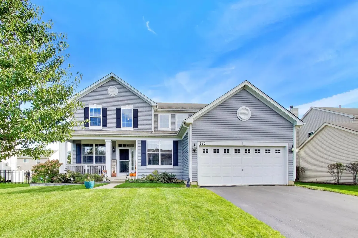242 Bedford LN, Volo, IL 60073
