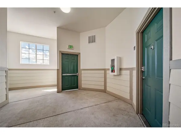 3890 S Dayton #301, Aurora, CO 80014