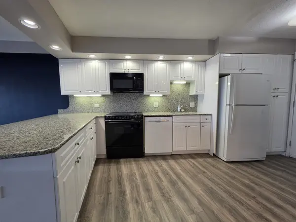 300 N State ST #5033, Chicago, IL 60654