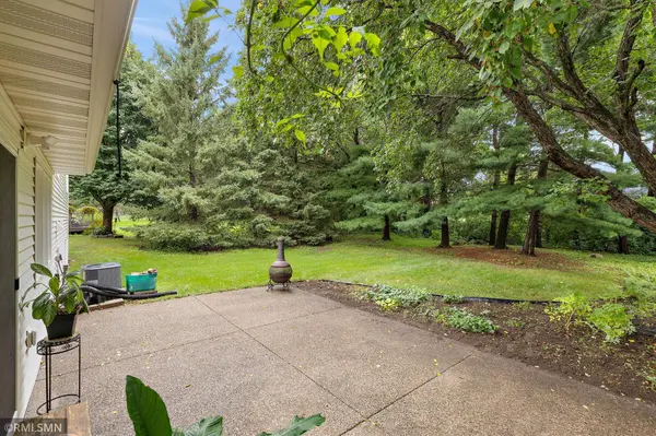 1388 Dorland RD S, Maplewood, MN 55119