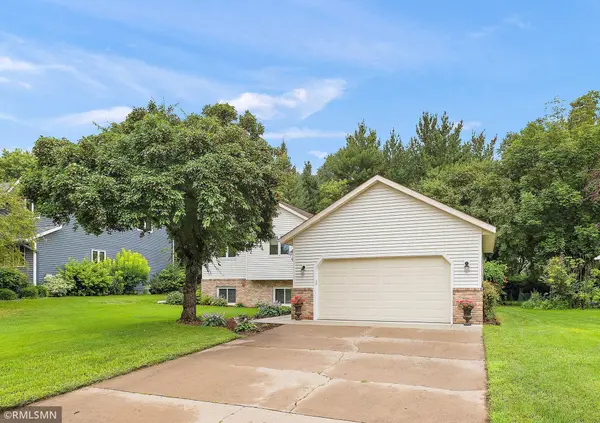 1388 Dorland RD S, Maplewood, MN 55119