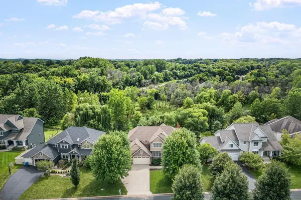 6471 Pipewood Curve, Excelsior, MN 55331