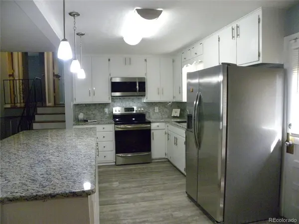 13204 E Parkview, Aurora, CO 80011