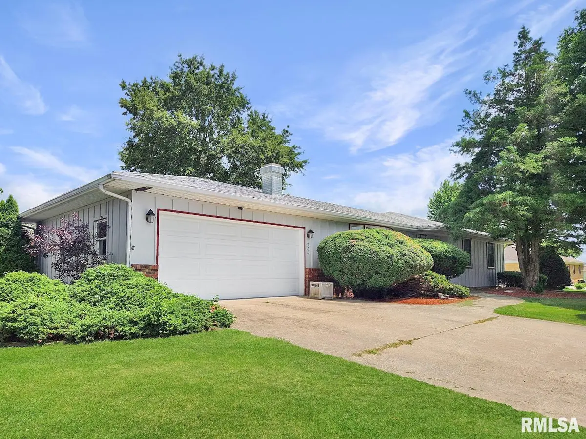 500 N OAK ST, Toulon, IL 61483