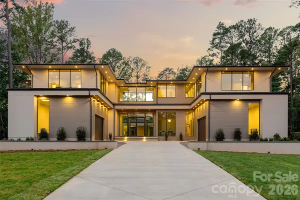 2019 Pellyn Wood DR, Charlotte, NC 28226