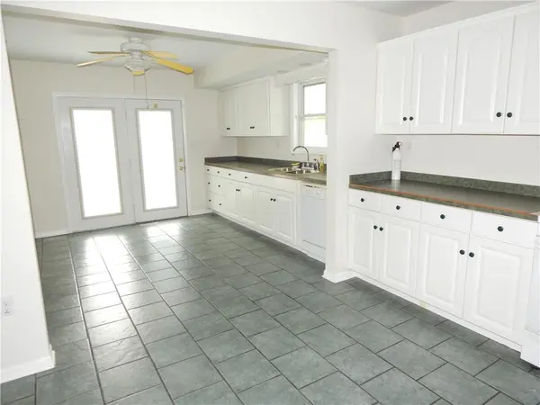 1727 Dakota ST, Leavenworth, KS 66048