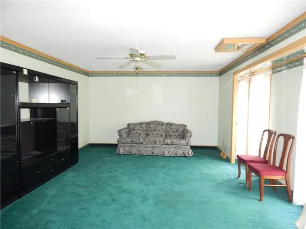1727 Dakota ST, Leavenworth, KS 66048