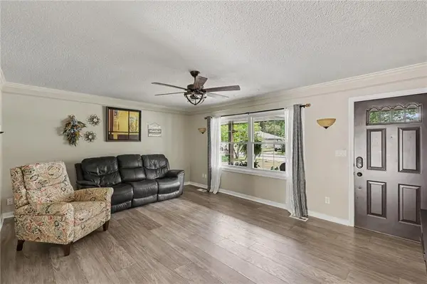 204 14th AVE #N, Greenwood, MO 64034