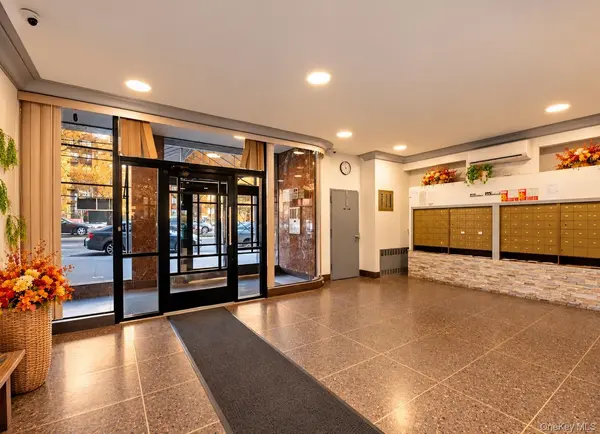3131 Grand Concourse #8H, Bronx, NY 10468
