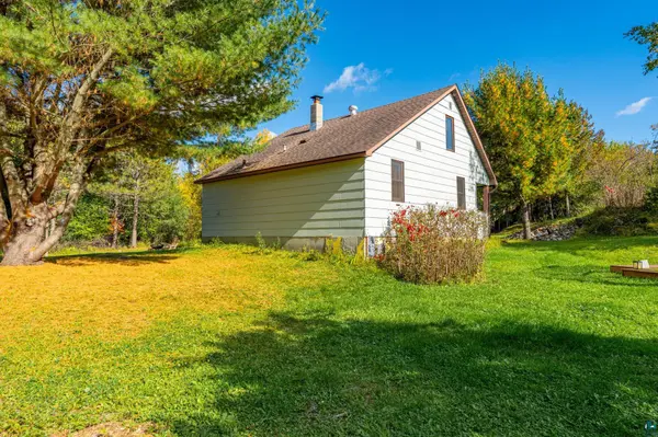 34 N Klondike Dr, Ely, MN 55731