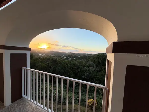 5 CAMINO PEDRO RAMOS ST BEVERLY HILLS DEV, Guaynabo, PR 00969