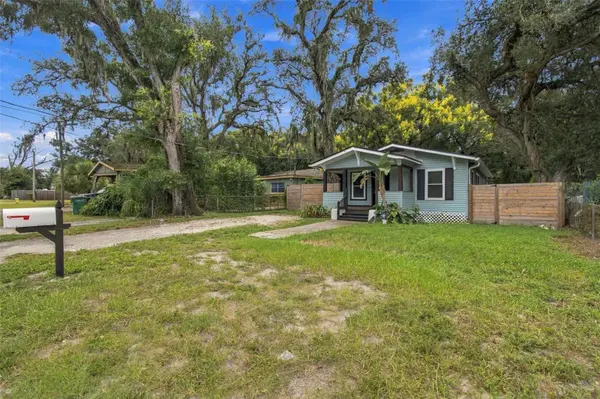 1611 E GENESEE ST, Tampa, FL 33610