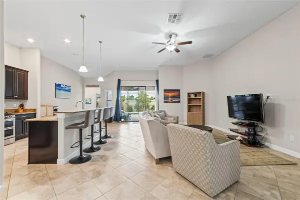 9912 SMARTY JONES DR, Ruskin, FL 33573