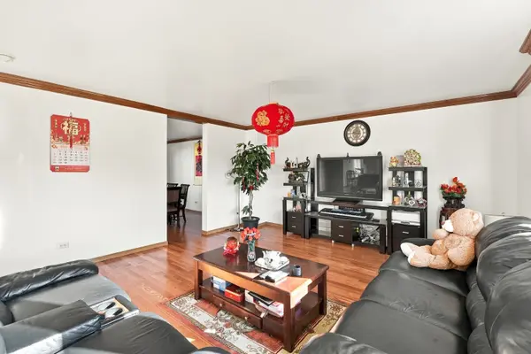 16408 Zausa DR, Crest Hill, IL 60403