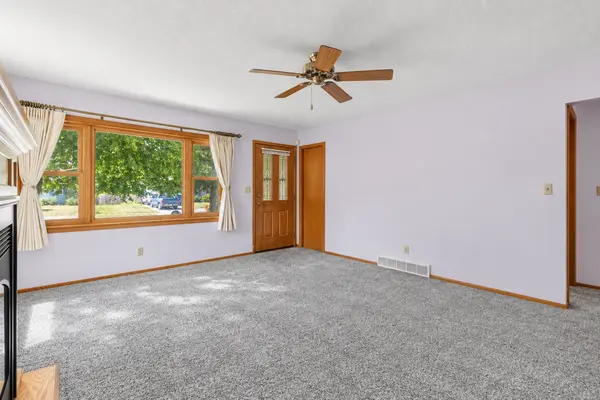 1228 Lincoln AVE, Saint Paul Park, MN 55071