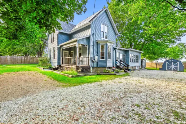 14038 E State Highway 9 RD, Fiatt, IL 61433